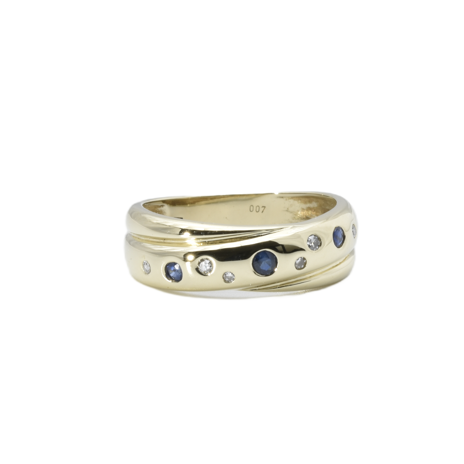 Ring mit Diamanten und Spinell