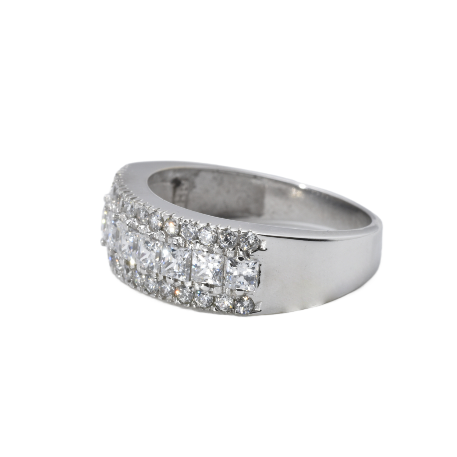 Ring mit Zirkonia