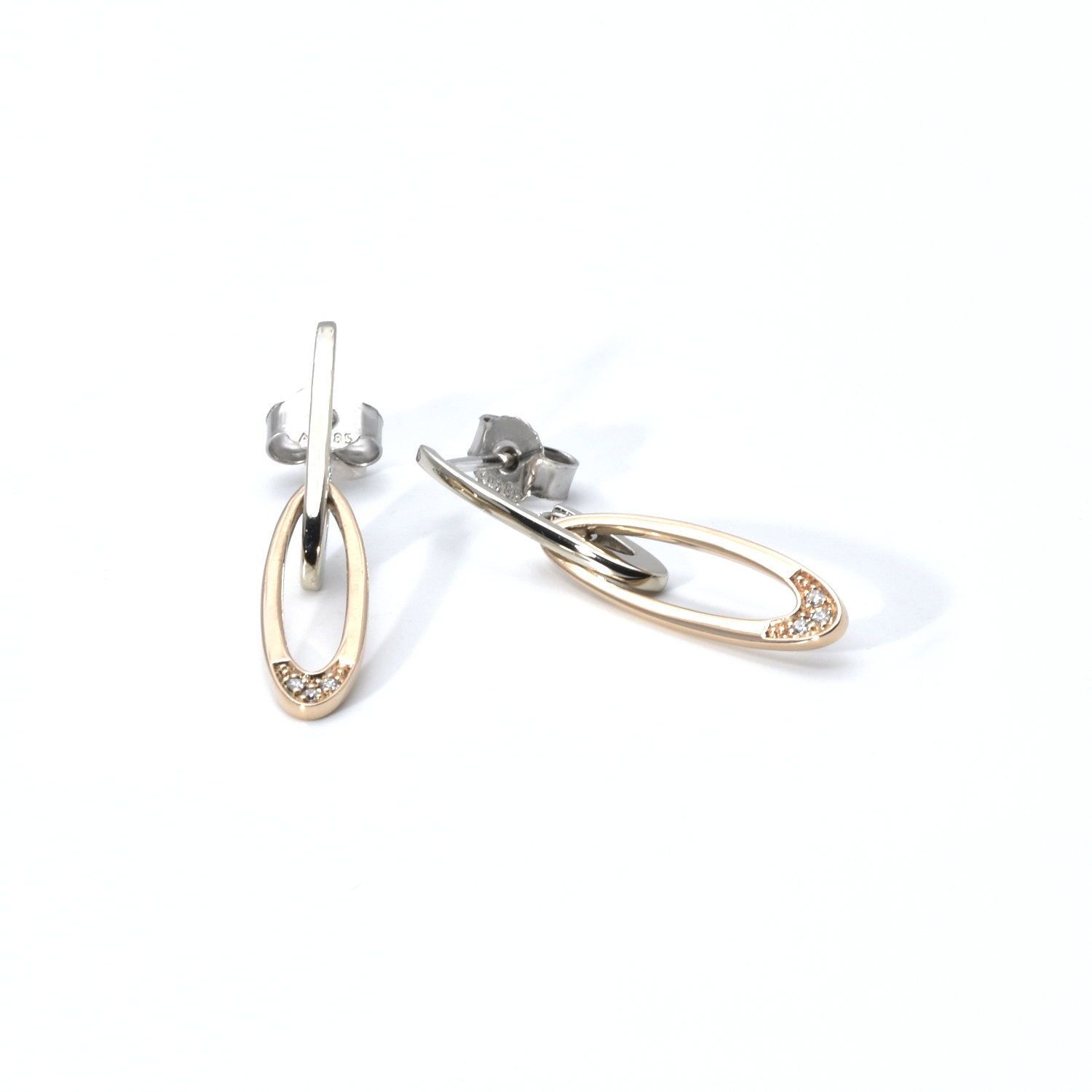 Ohrstecker mit Diamanten