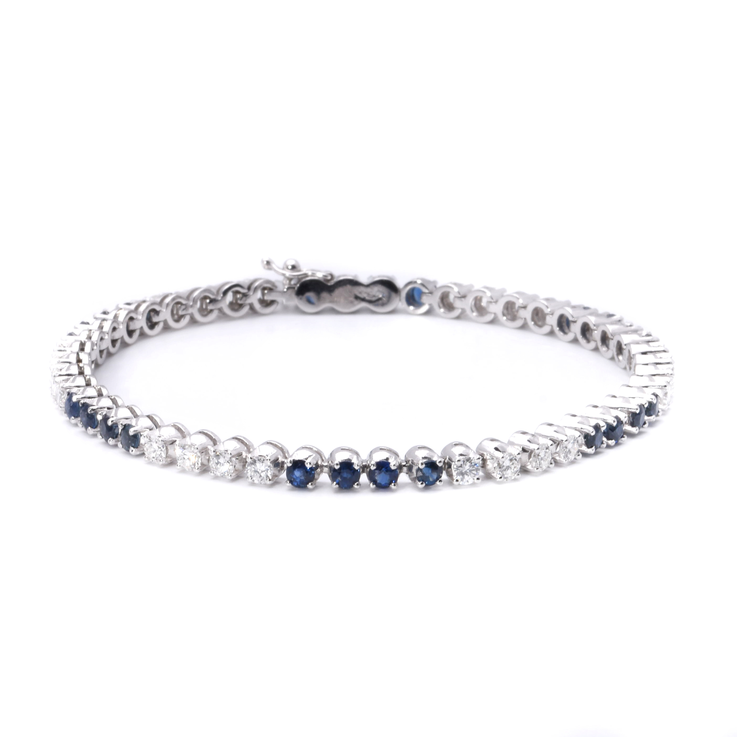 Tennisarmband mit Brillanten und Saphir