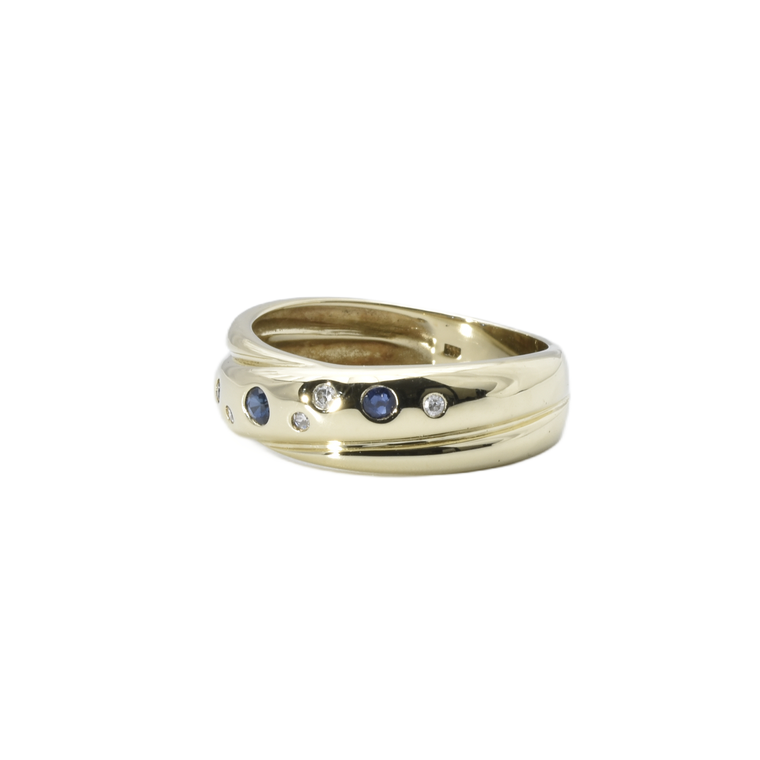 Ring mit Diamanten und Spinell