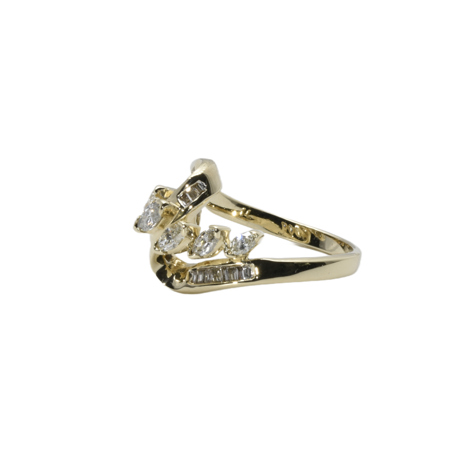 Ring mit Diamanten