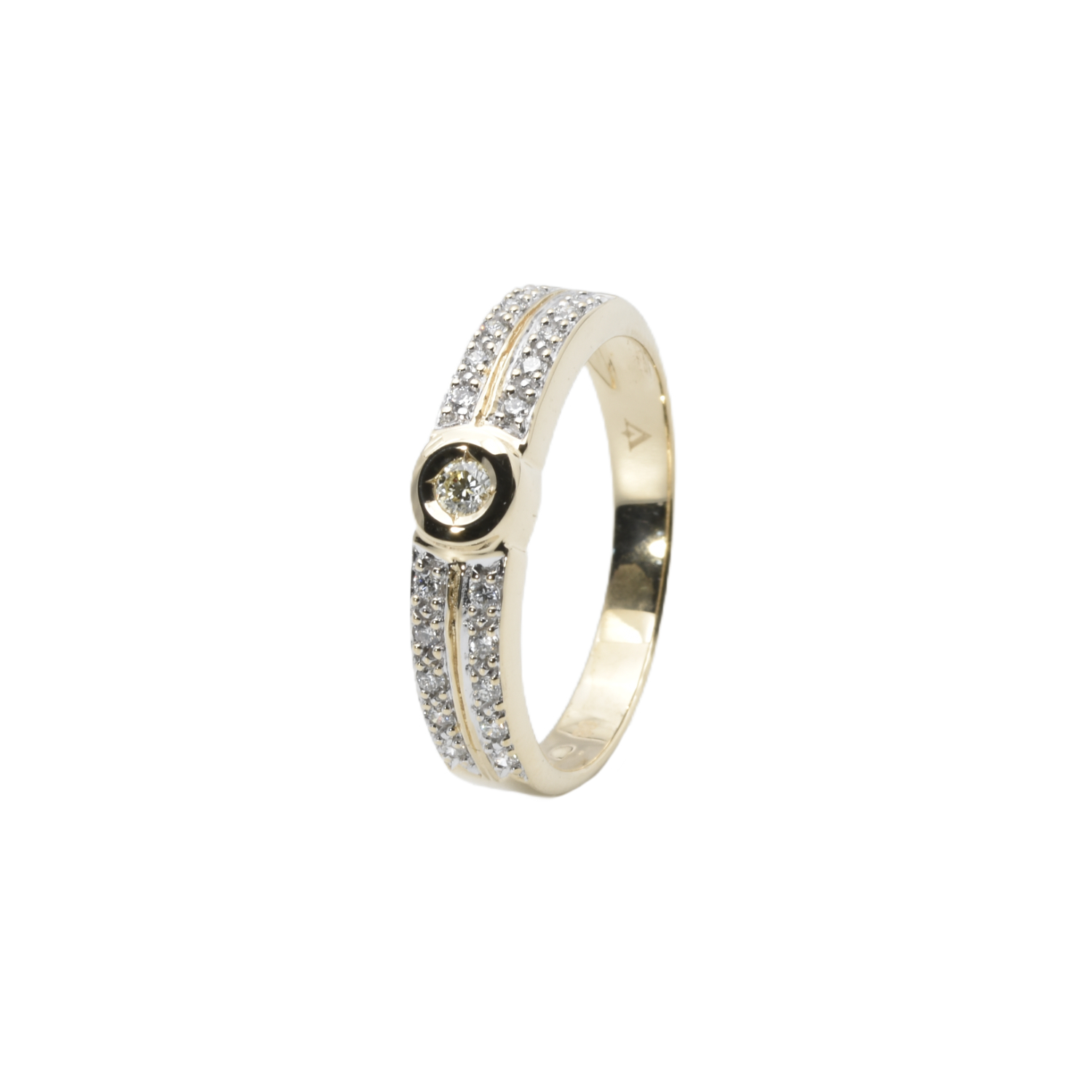 Ring mit Brillanten | 585/000 Gelbgold
