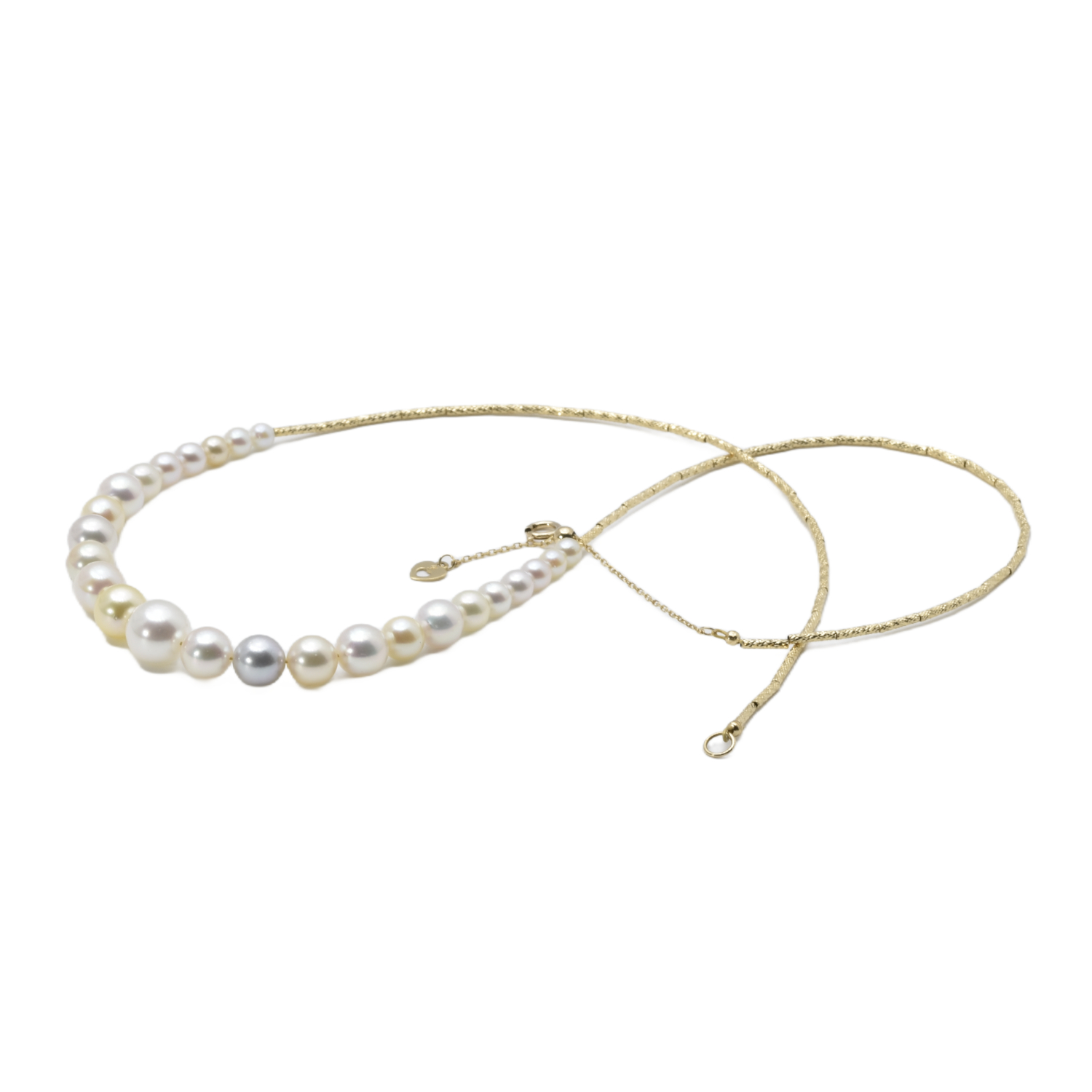 Collier mit pastellfarbenen und weißen Perlen