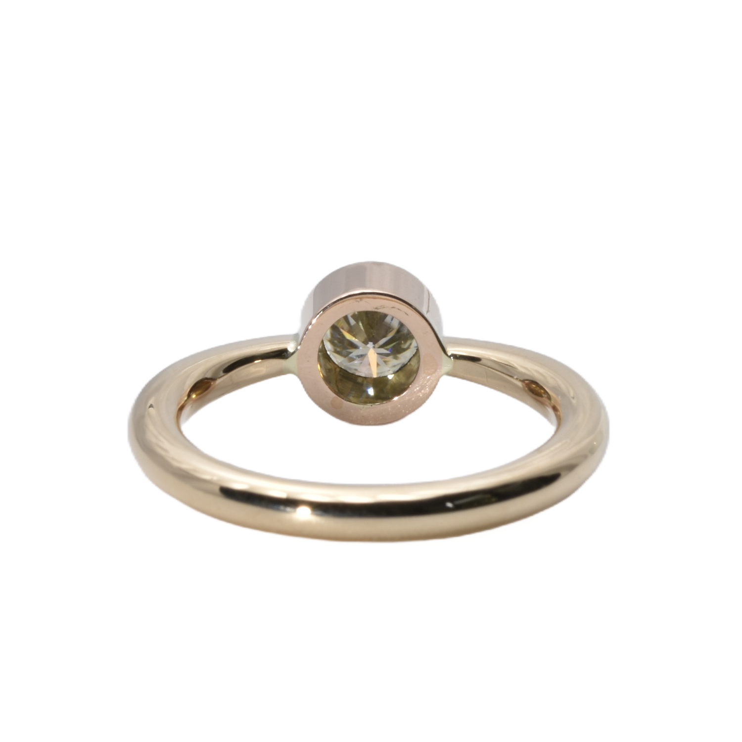 Solitär-Ring mit Moissanite