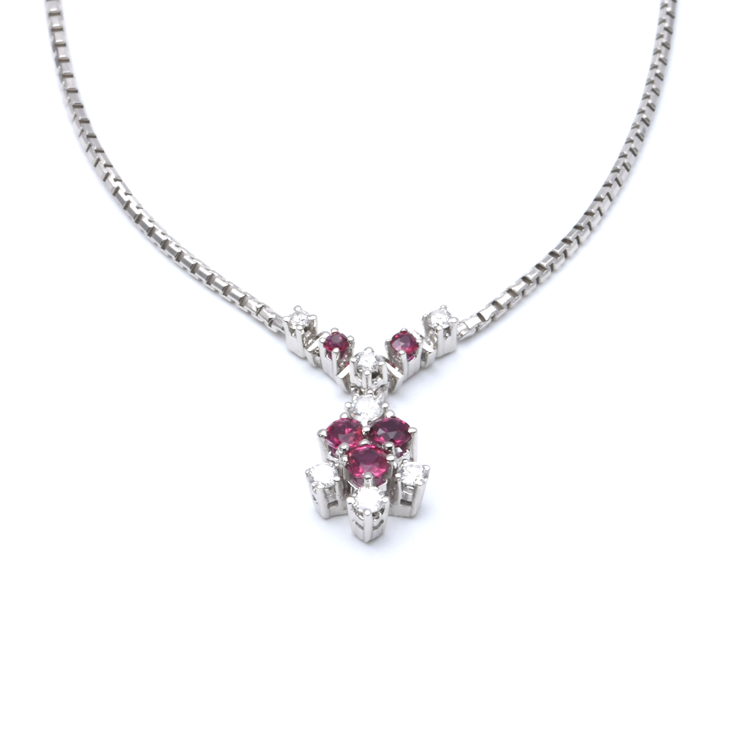 Collier mit Spinell und Brillanten