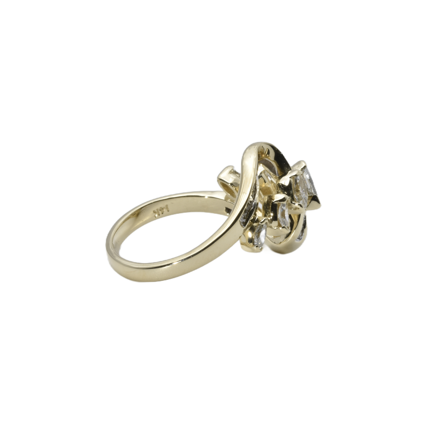 Ring mit Diamanten