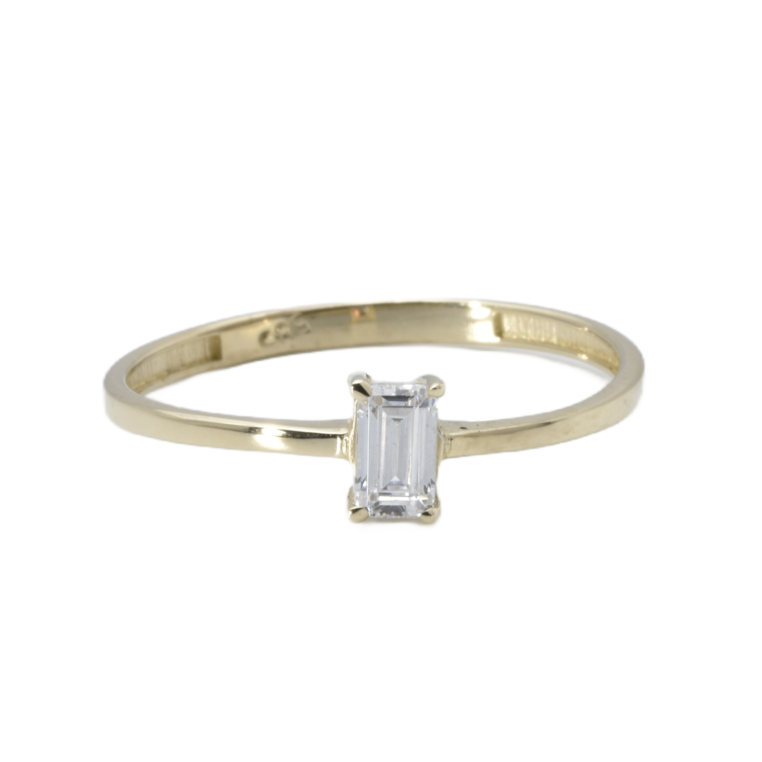 Ring mit Zirkonia