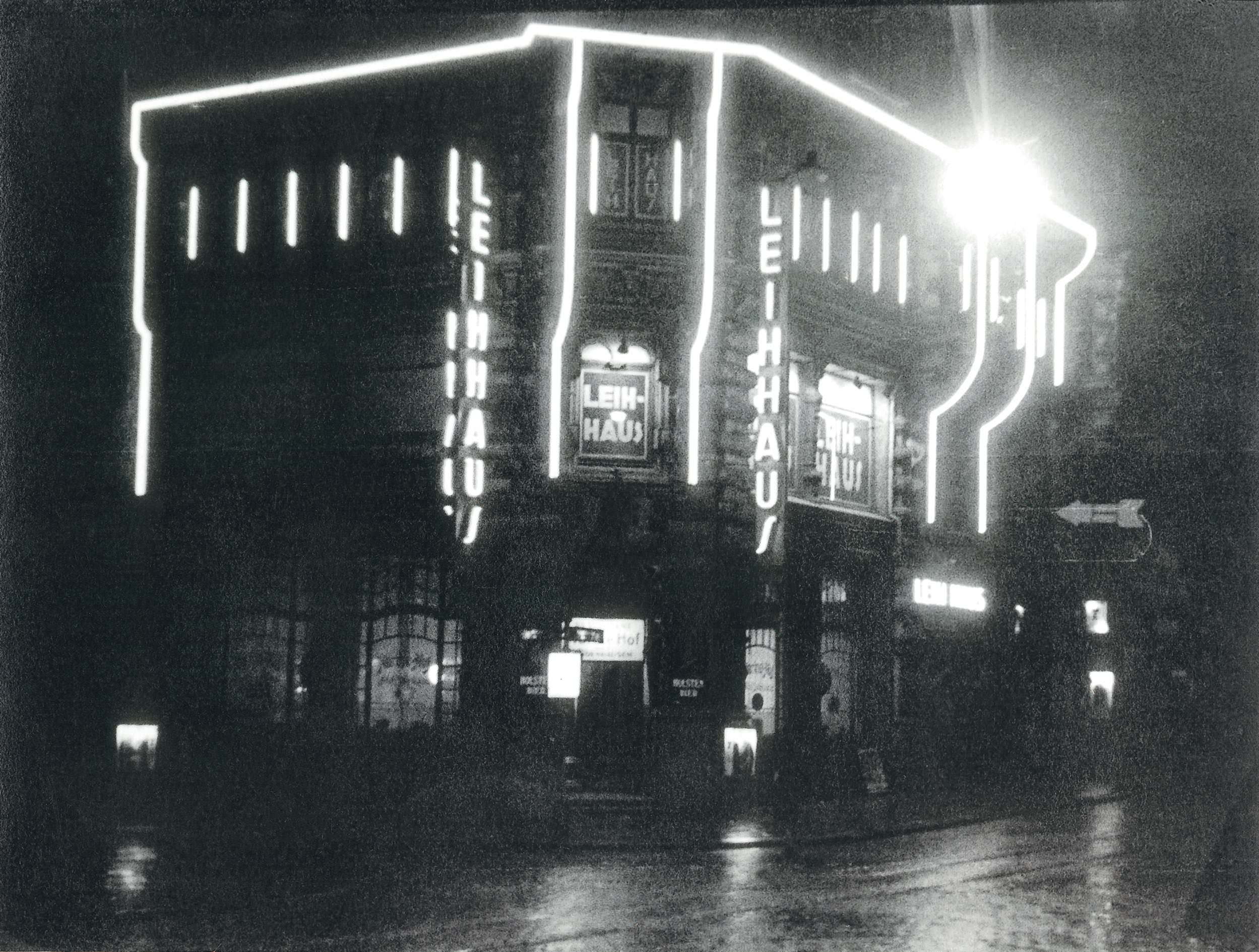 Leihhaus-an-der-Michaelisbruecke