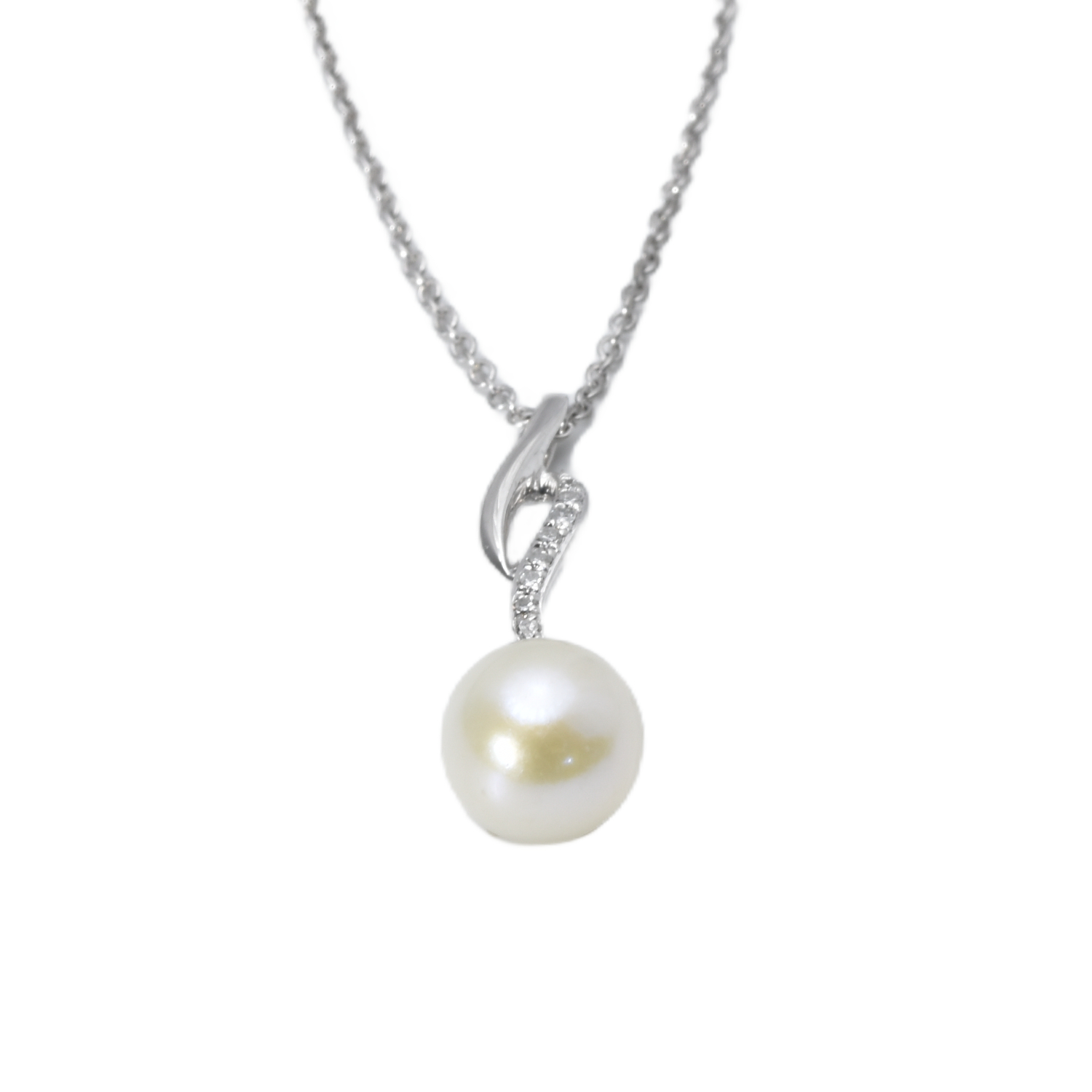 Kette mit Anhänger, Diamanten & Perle