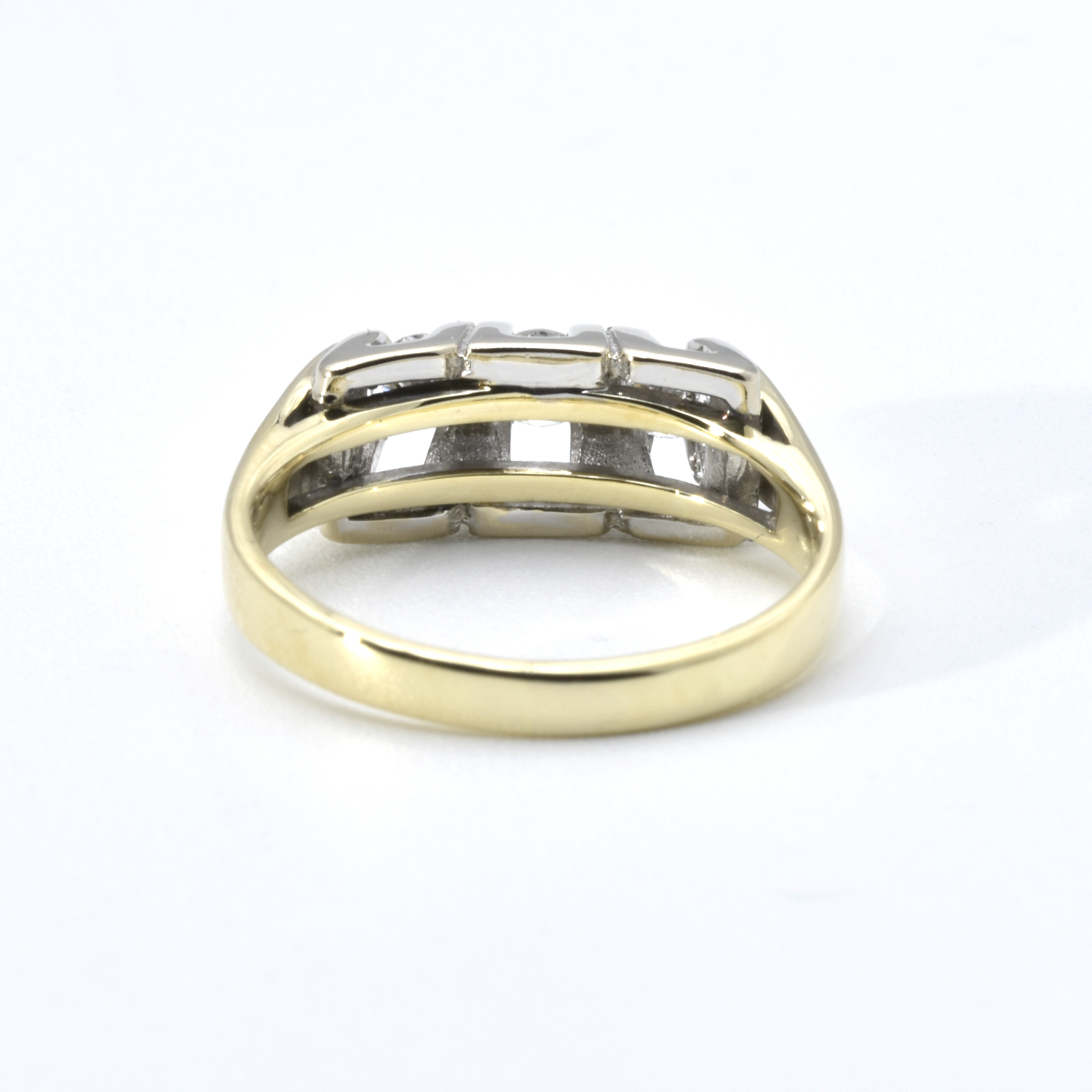 Ring mit Brillanten