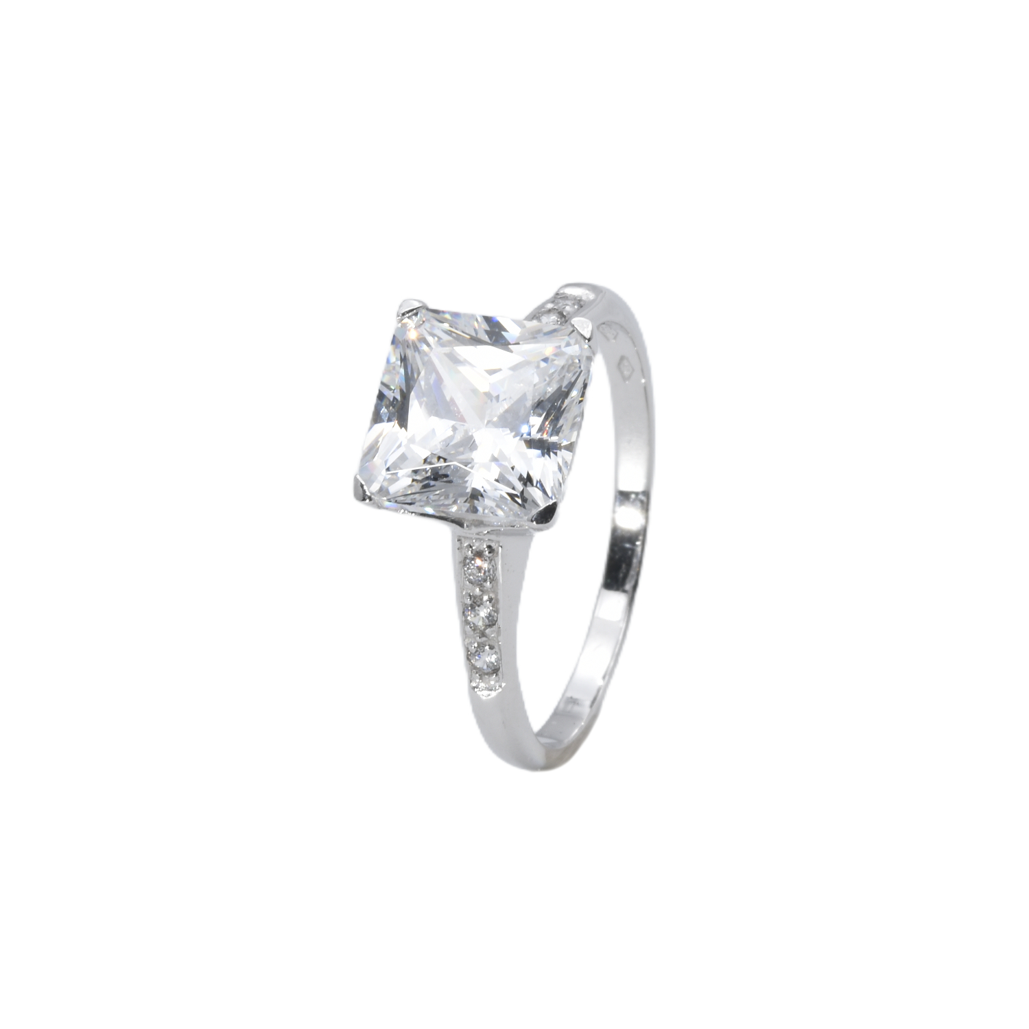 Ring mit Zirkonia