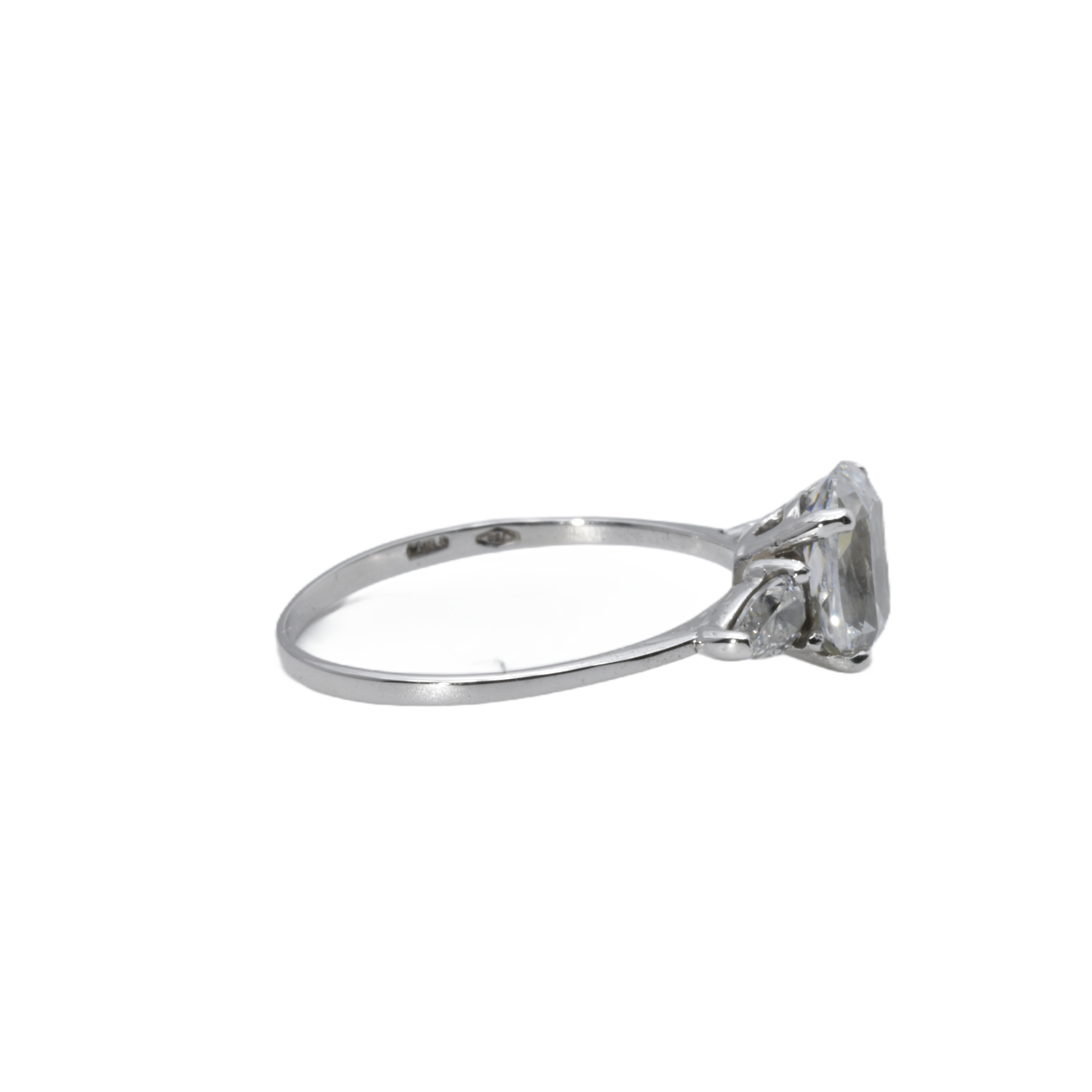Ring mit Zirkonia