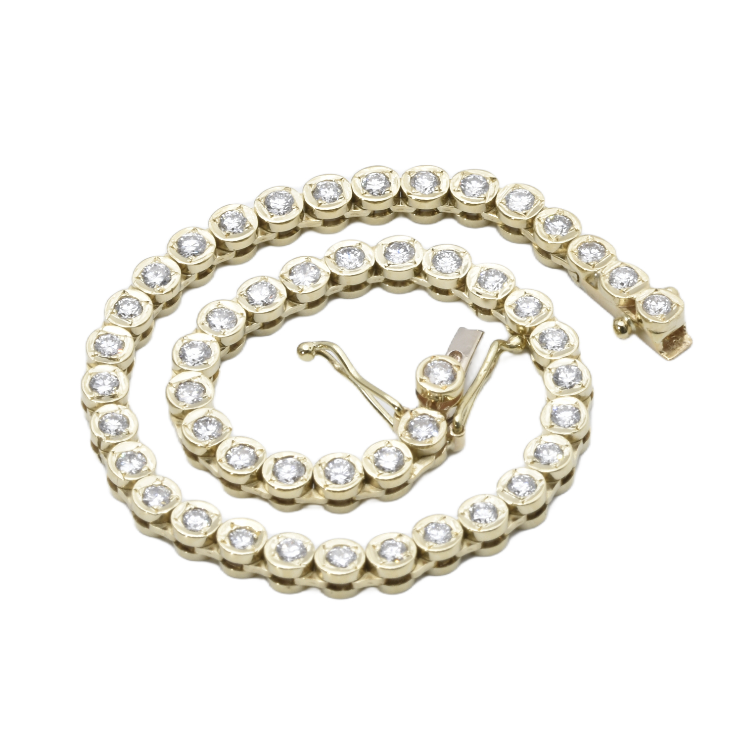 Tennisarmband mit Brillanten