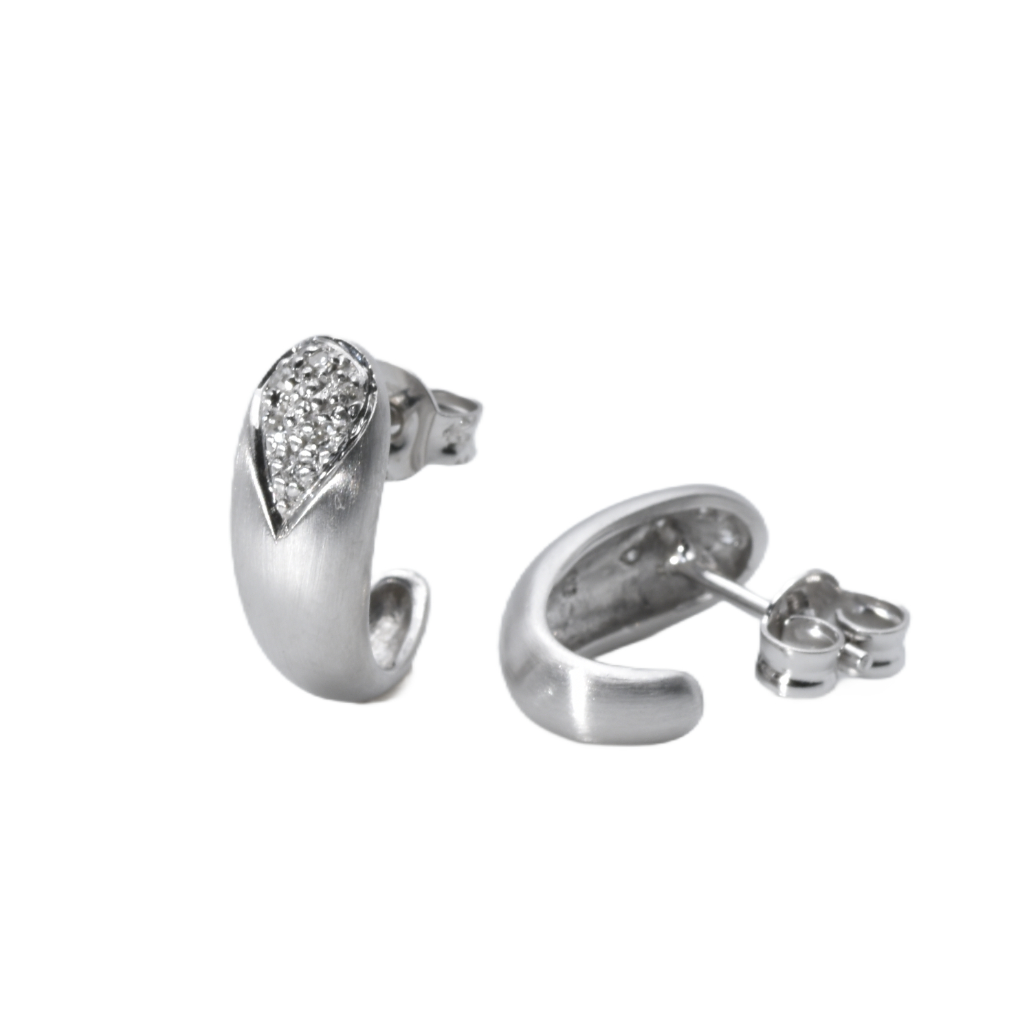 Ohringe mit Diamanten