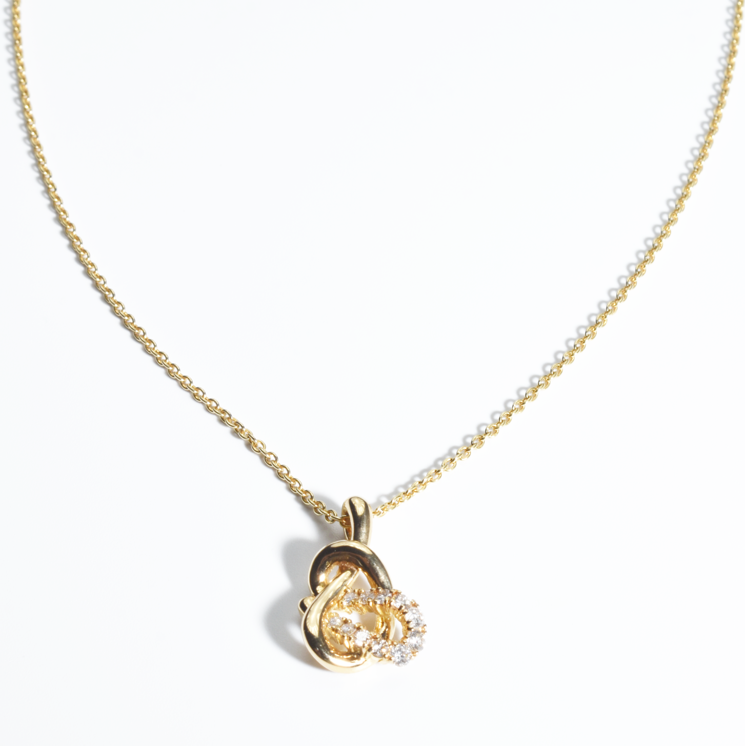 Kette mit Anhänger | 750/000 Gelbgold | Brillanten