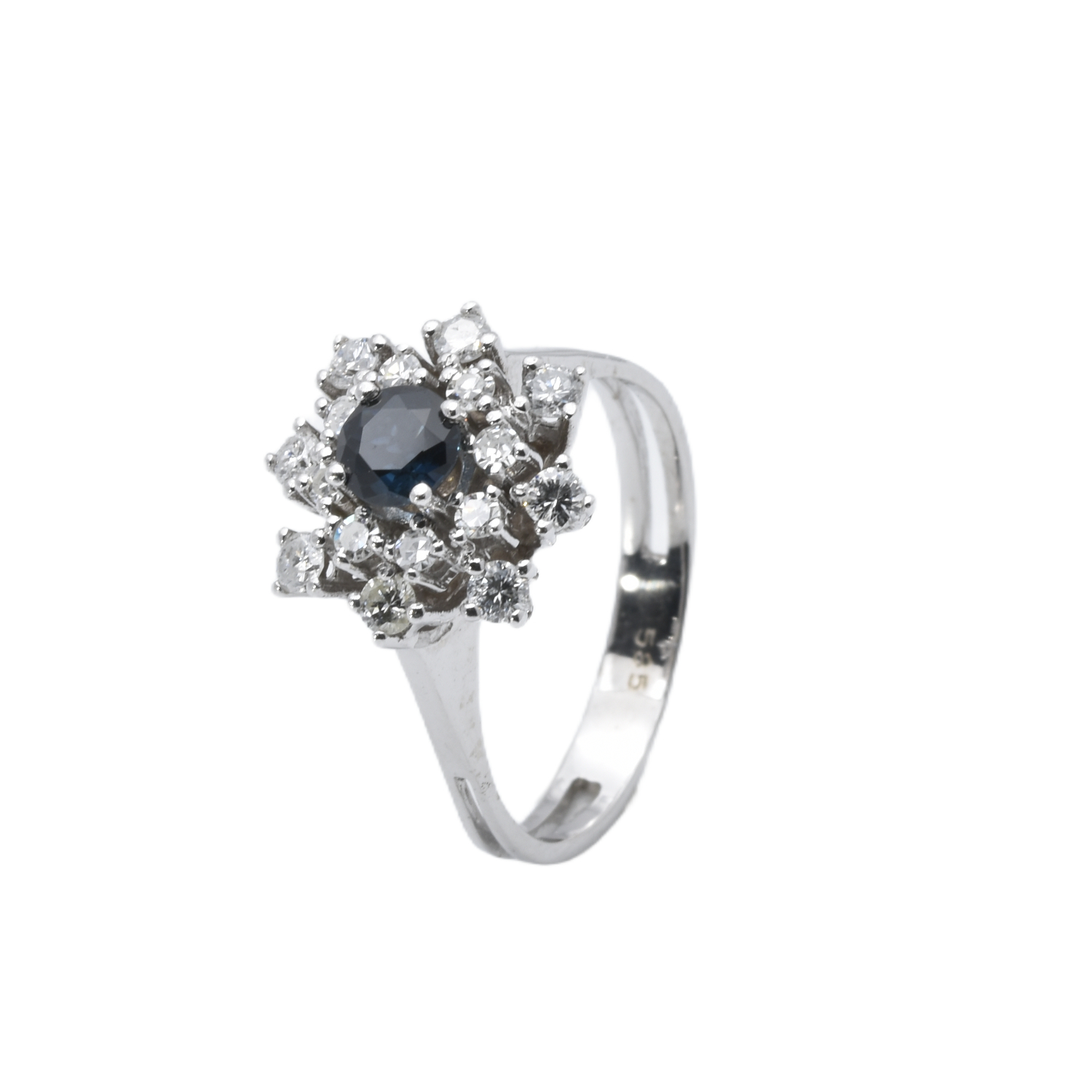 Ring mit Brillanten und Saphir