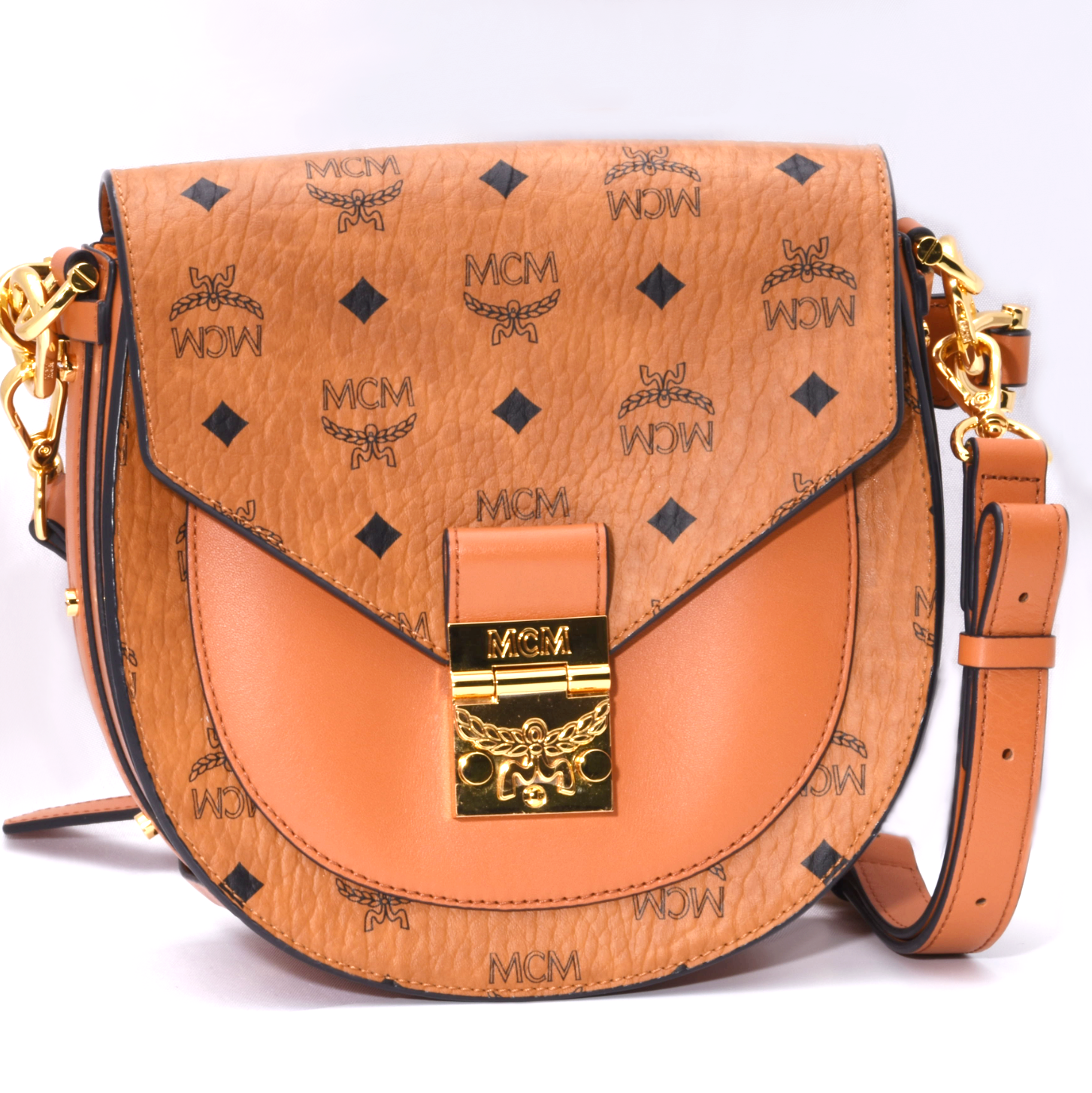 MCM Satteltasche Patricia