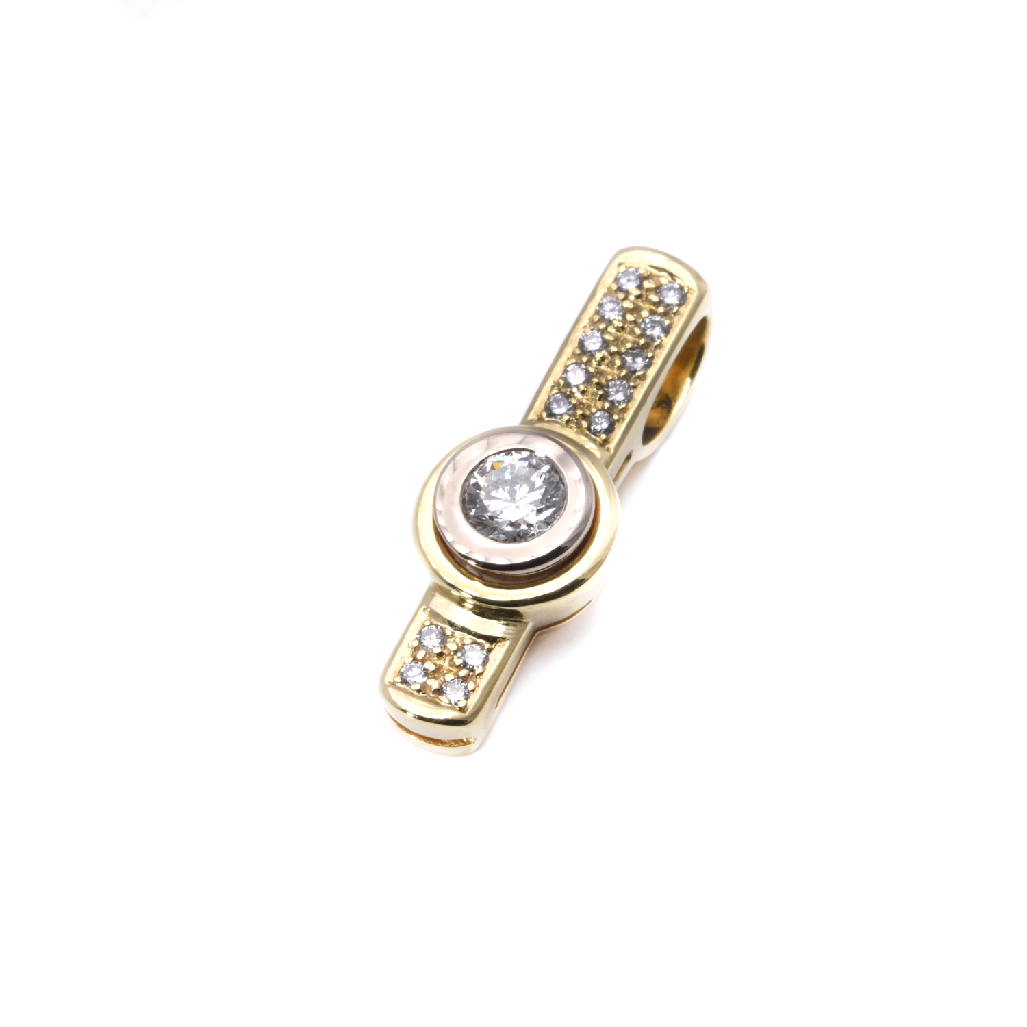 Anhänger mit Brillanten