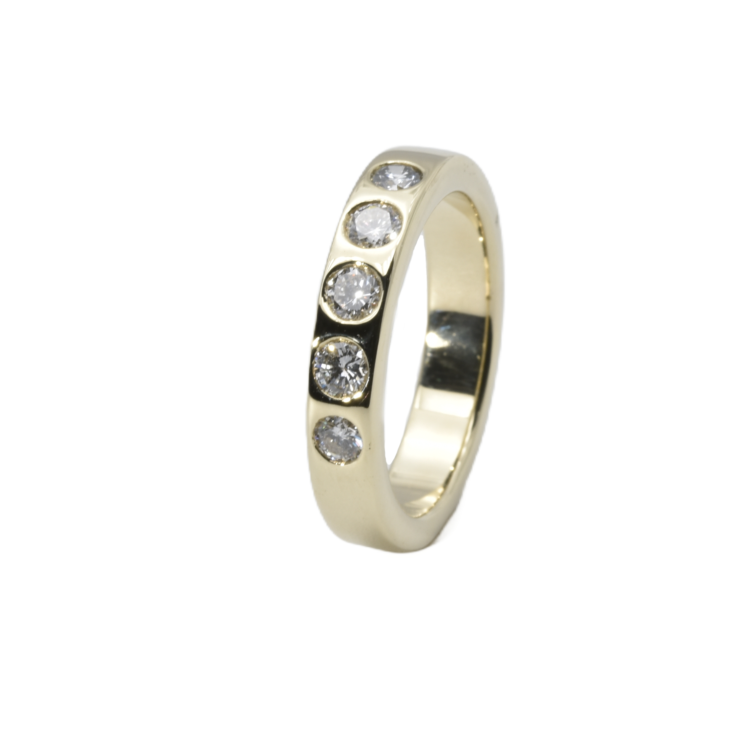 Ring mit Brillanten