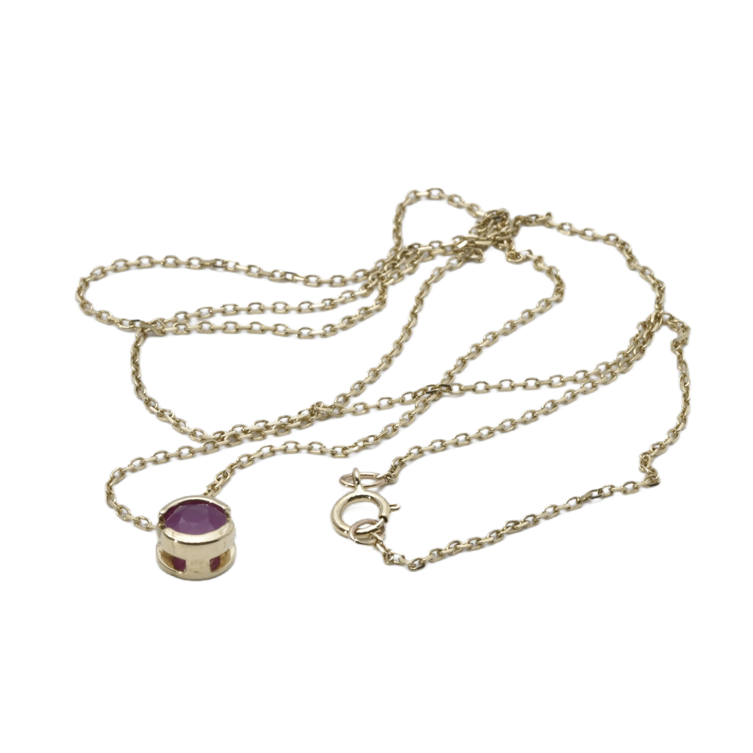 Kette mit Anhänger mit Spinell