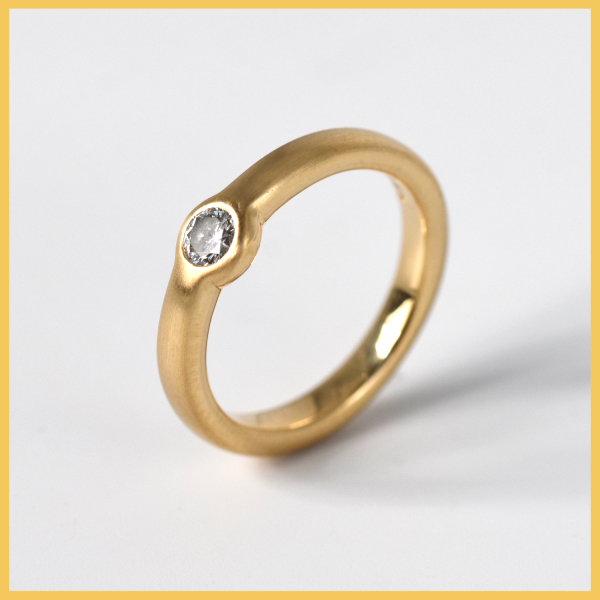 Ring | 750/000 Gelbgold | Brillant