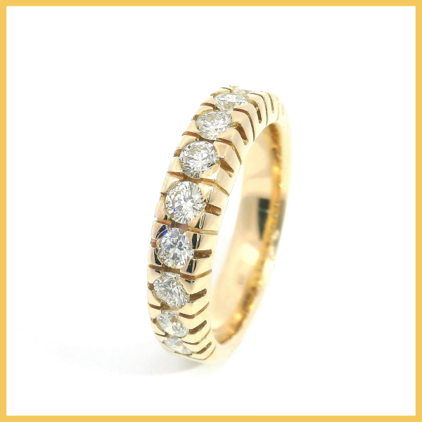 Brillant Halbmemory Ring