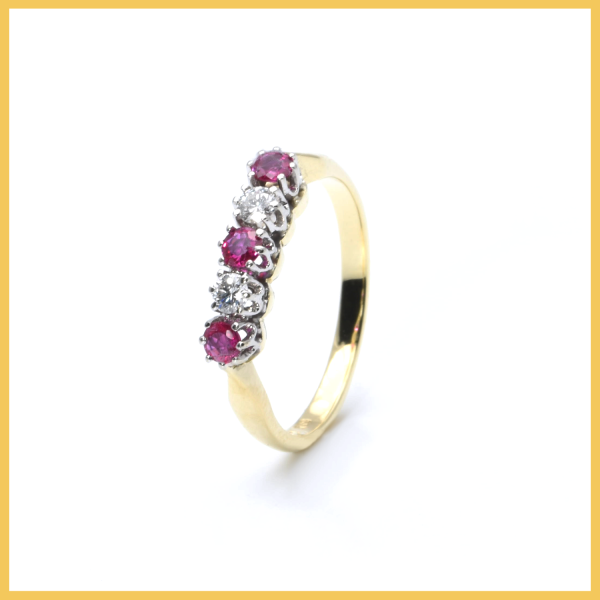 Brillant Rubin Ring