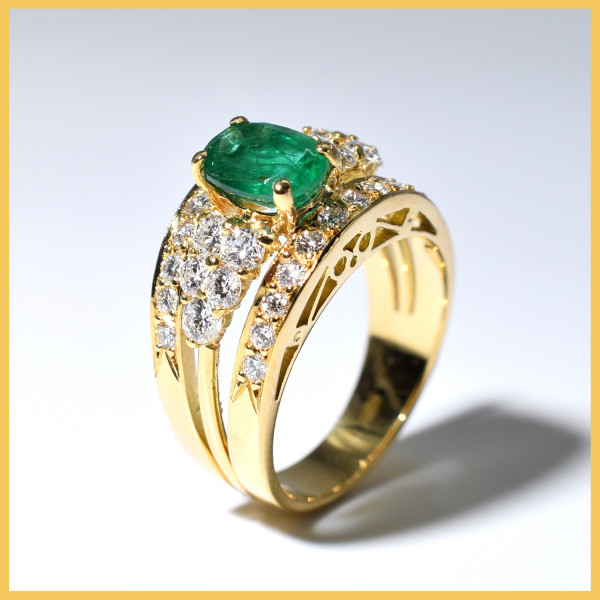 Ring | 585/000 Gelbgold | Brillanten | Smaragd