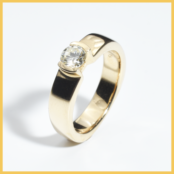 Ring | 585/000 Gelbgold | Brillant